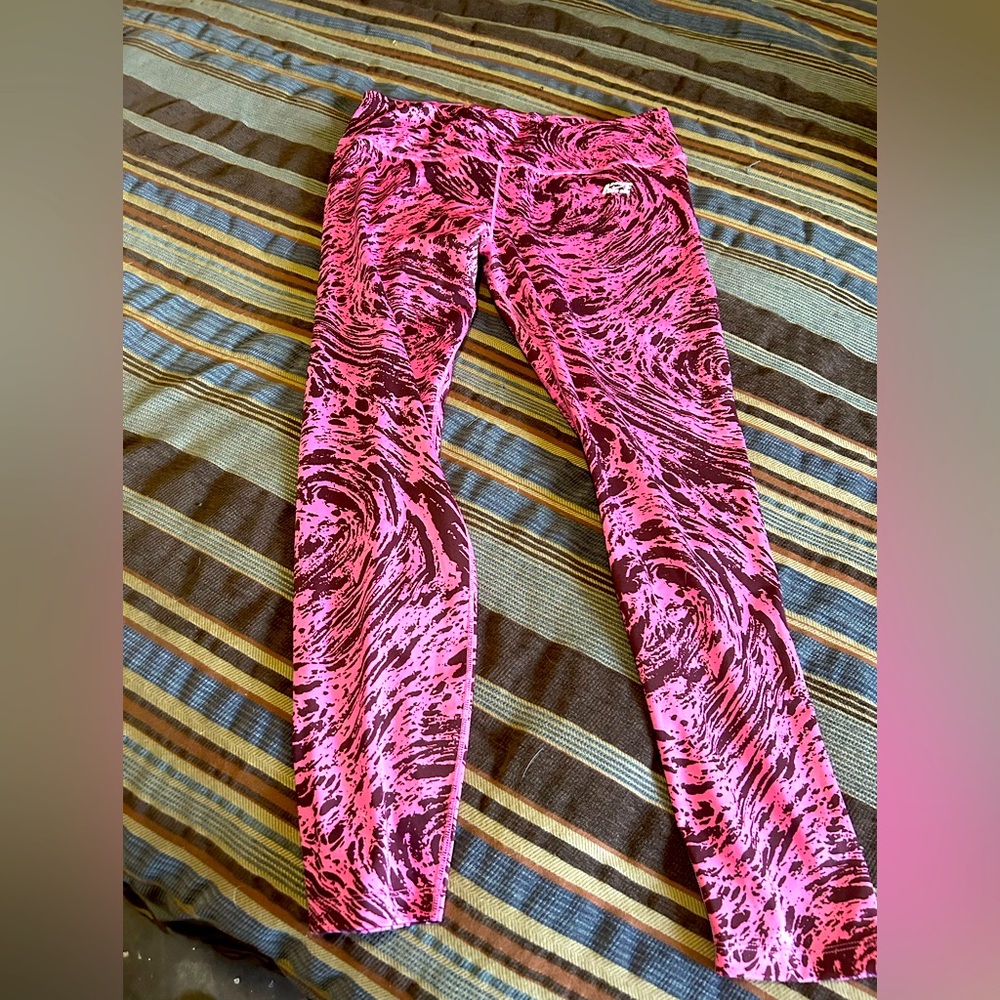 Nike DriFit Icon Clash Leggings size Large